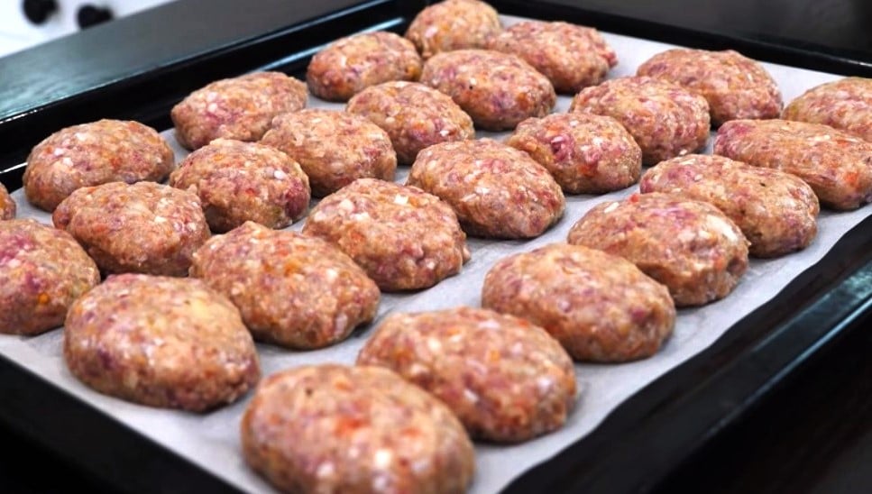 Frikadellen aus dem Backofen, kinderleicht &amp; lecker ! - Einfach Nur Lecker